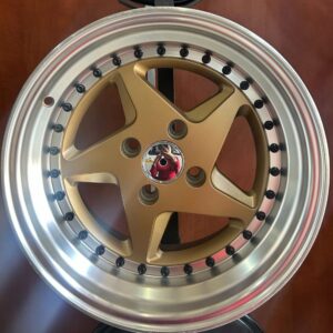 4/100/15" YKW5662 GOLD ET25 8.25J CW - Set of 4